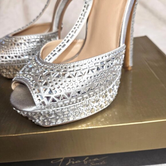 Thalia Sodi Silver Rhinestone Studded High Heel T-Strap Peep Toe Shoes 7M - Picture 3 of 14